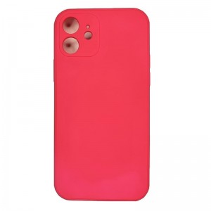 Накладка силиконовая матовая с бархатом внутри и защитой камеры для iPhone 11 , в техпаке, красный